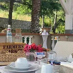 Mamma Rita Bed & Breakfast Tortora
