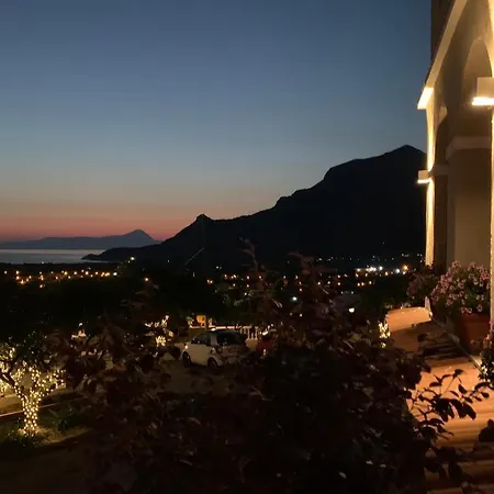 Mamma Rita 4*