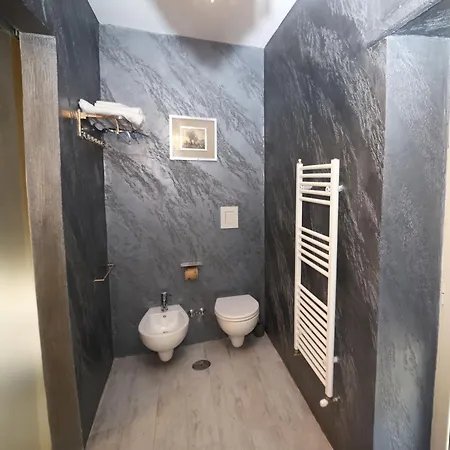 Alojamento de Acomodação e Pequeno-almoço Mamma Rita Tortora